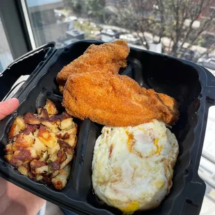 fried chicken wings, chicken wings and fried chicken, food, chicken wings, fried chicken, bbq chicken, chicken, poultry, bbq wings