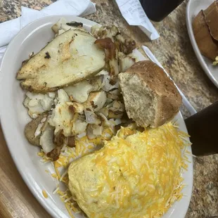 Omelette, potatoes &amp; biscuit