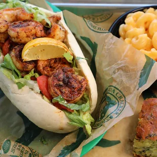 Grouper Po Boys