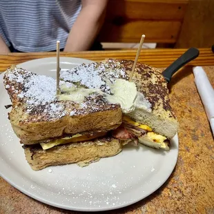 Cracker Cristo Sandwhich