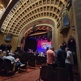 Florida theater Brothers Again concert