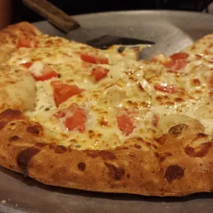 White Chicken Pizza