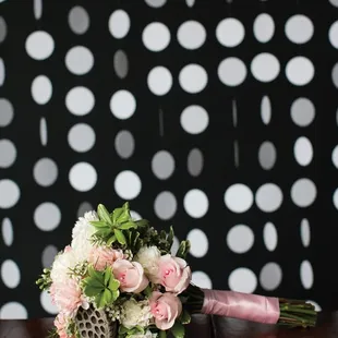 Florist of Omaha Bridal Bouquet flowers. www.floristofomaha.com