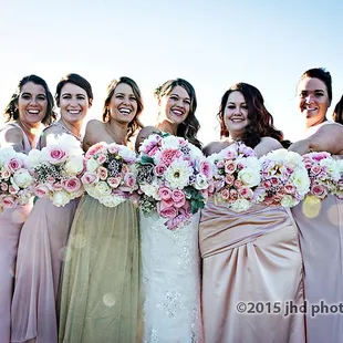 Florist of Omaha bridal party flowers!