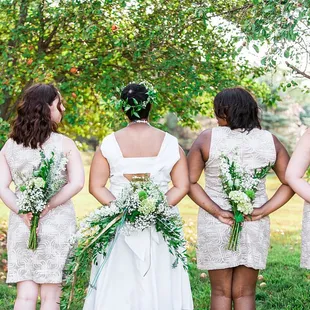 Florist of Omaha bridal party flowers