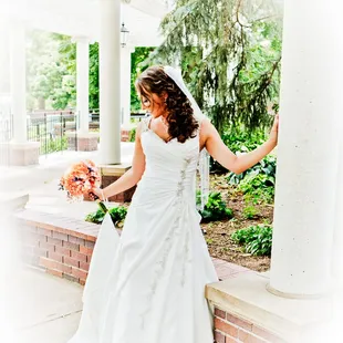 Florist of Omaha wedding  flowers. www.floristofomaha.com