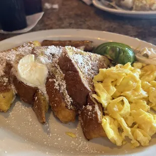 1/2 French Toast 4 Halves