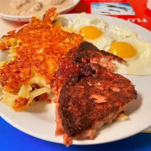 I wanna hold the hand inside you, I wanna take the breath that's true  Country Breakfast w/ Corned Beef Hash from #flosairportcafe