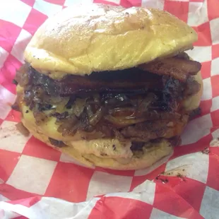 Jack Daniels Burger with an extra patty plus Bomb sauce...delicious!!