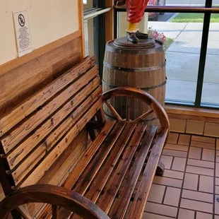 Beautiful wagon bench,  if there&apos;s a wait