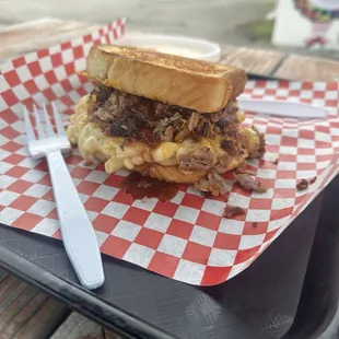 The BBQue Melt Sammich