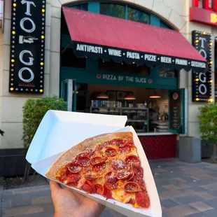 outside, pizza
