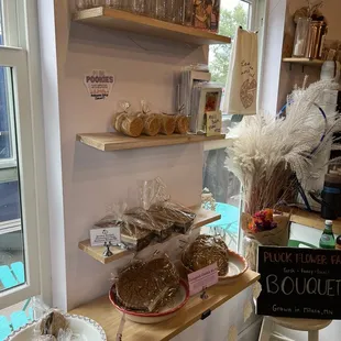 So many yummy treats and desserts!