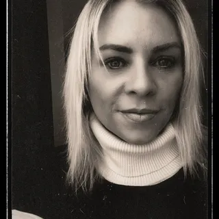 Maggie F.