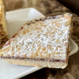 raspberry crumb bar