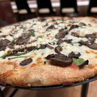 Mushroom and spinach make your own pizza