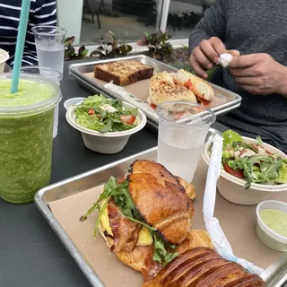 Smoke Salmon Croissant