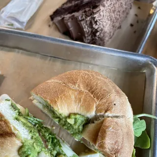 Mozzarella Egg Bagel