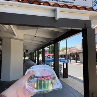 Strawberry mouse cake