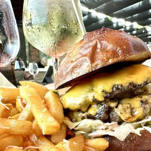 What could be better, Cali-Burger and wine ?