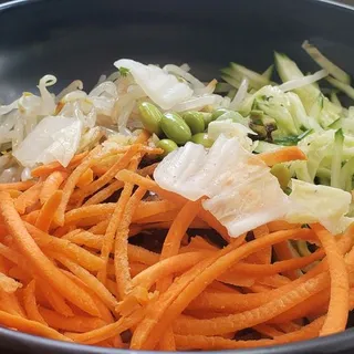 Vegetarian Beijing Fried Sauce Noodles (Salad)