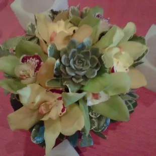 Cymbidium orchids, orchids, orchids!