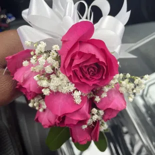 If you zoom in, you'll see old wilted rose bud signs.