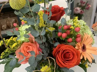 Sidelines Custom Florals