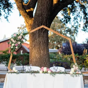 Wedding arch piece