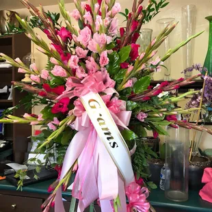 Beautiful arrangement done by Mary Francis for Mom&apos;s service.