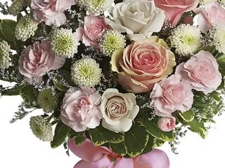 Christine's Flowers