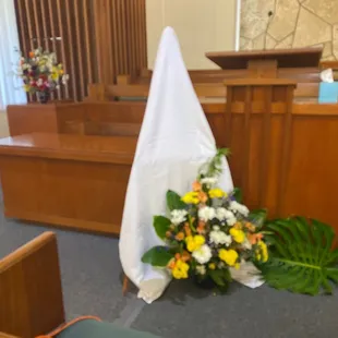 Beautiful floral arrangement that I was proud of at Friday's memorial service.