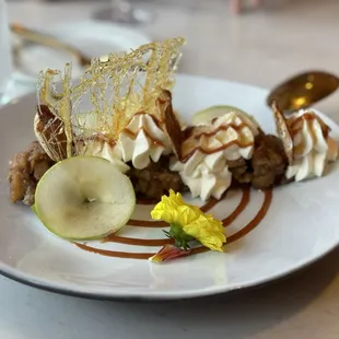 Deconstructed apple pie