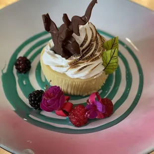 Baked Alaska Key Lime Pie