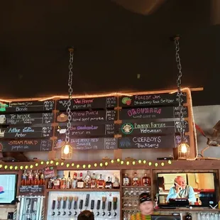ramen and noodles, interior