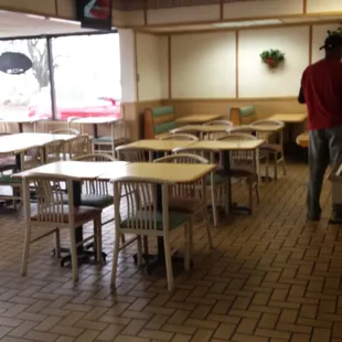 Dinning hall at Floyds on Graham