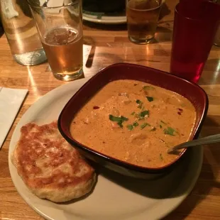 Yellow curry with jasmine rice &amp; shrimp, naan and Tiger beer