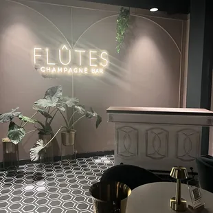 a black and white tiled floor