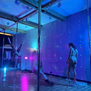 PoleCase VIII: Dreamsicle Dec. 2023