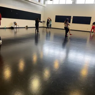 Dance practice time!!