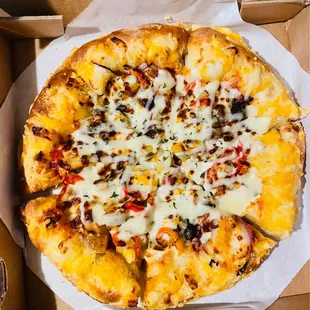 Potato Pizza with cheese crust-- consistently good!