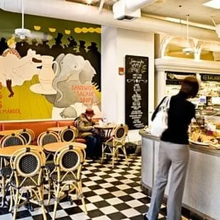 ramen and noodles, interior