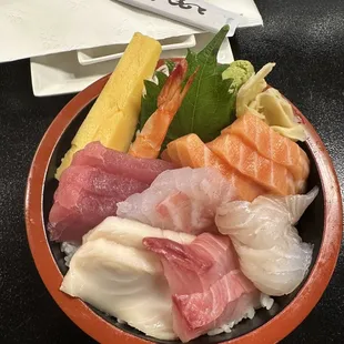 Chirashi Bowl ($22.95)