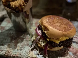 Barnyard Burger & Bar