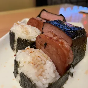 Spam musubi