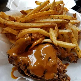 Memphis Gold Hen and Fries!