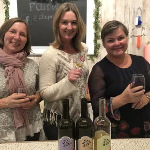 2018 San Carlos Holiday Sip, Shop &amp; Stroll at Nordic Nest