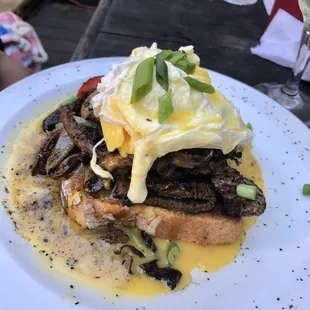 Famous shameous came highly recommended!