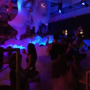 XIV summer sessions.. Yes those are people under all that Foamalicious foam!