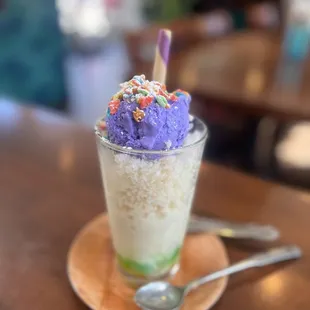 Halo Halo
